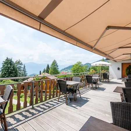 Alpe Fleurie & Restaurant מלון