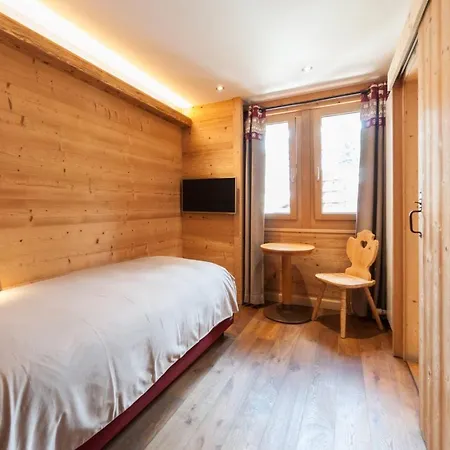 מלון Alpe Fleurie & Restaurant 3*