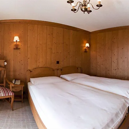 Alpe Fleurie & Restaurant Hotel