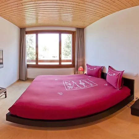 Alpe Fleurie & Restaurant מלון