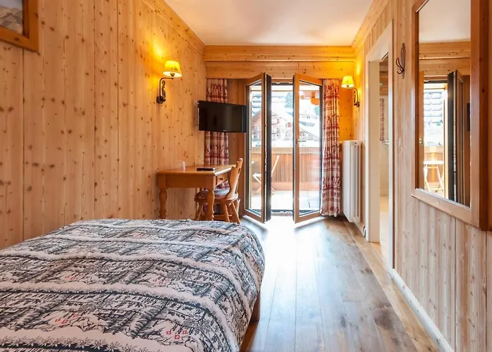 Alpe Fleurie & Restaurant Hotel 3*