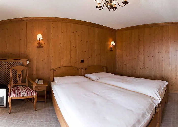 Alpe Fleurie & Restaurant Hotel